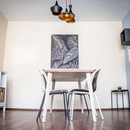 アパート Centergom *